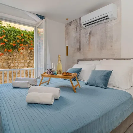 דירה Amaro Luxury & With Balcony