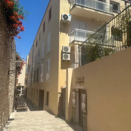 Amaro Luxury & With Balcony