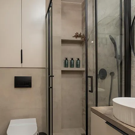 Amaro Luxury & With Balcony דירה