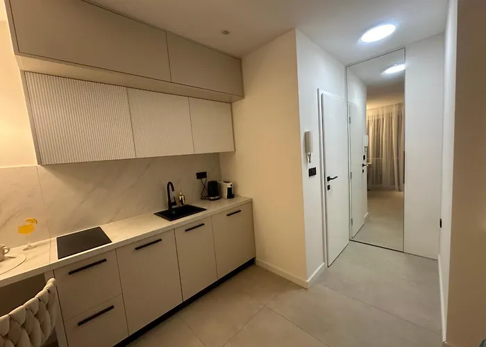 Amaro Luxury & With Balcony Daire