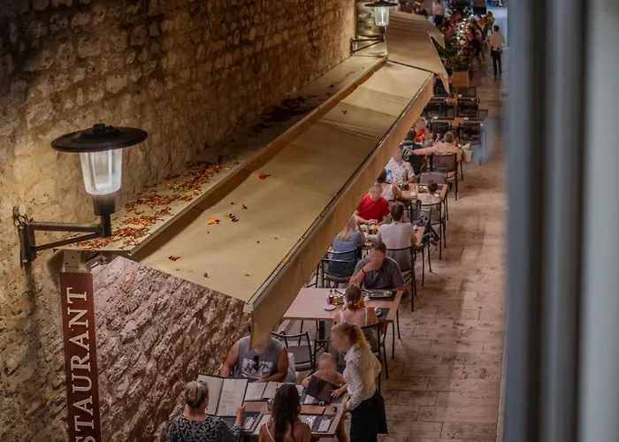 Amaro Luxury & With Balcony Zadar