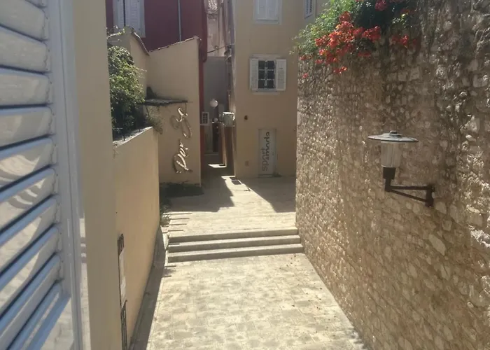 Daire Amaro Luxury & With Balcony *