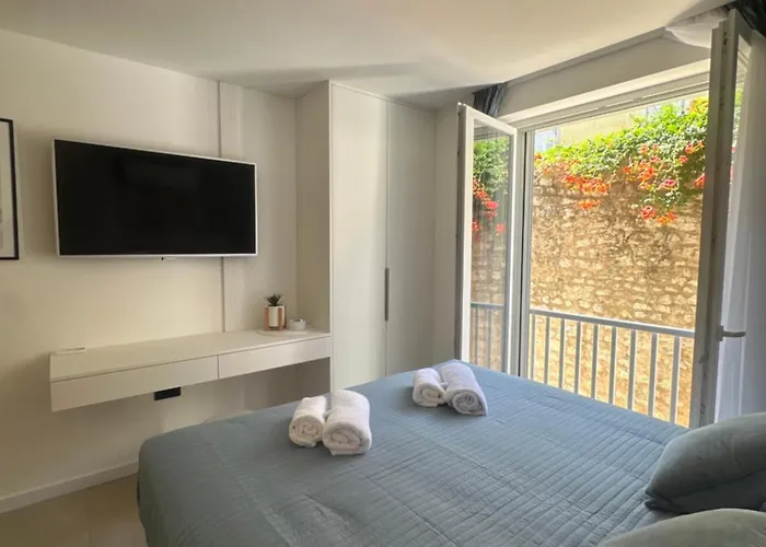 Amaro Luxury & With Balcony Daire *