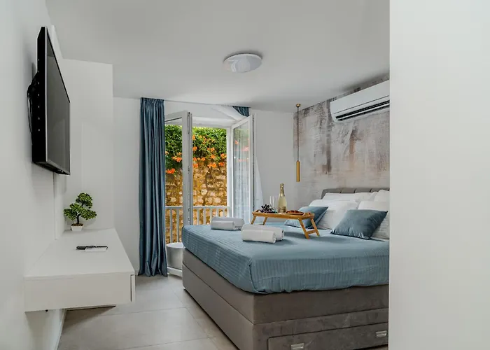 Amaro Luxury & With Balcony Daire Zadar