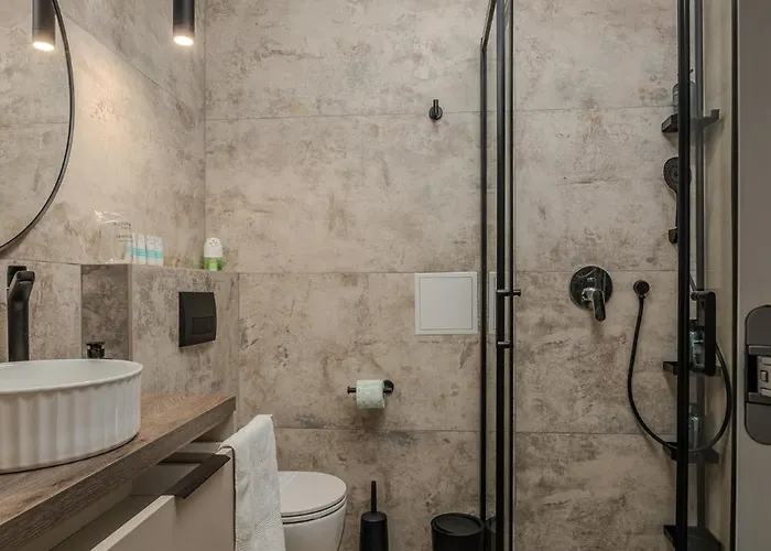 Amaro Luxury & With Balcony Daire