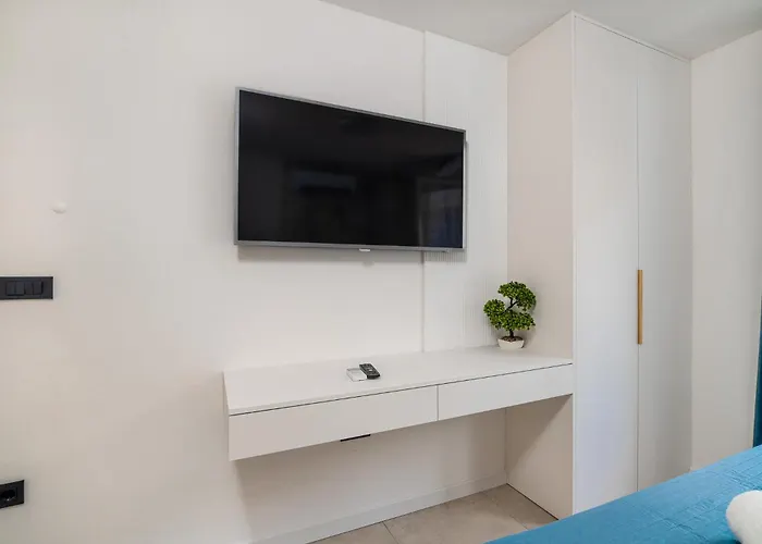 Daire Amaro Luxury & With Balcony