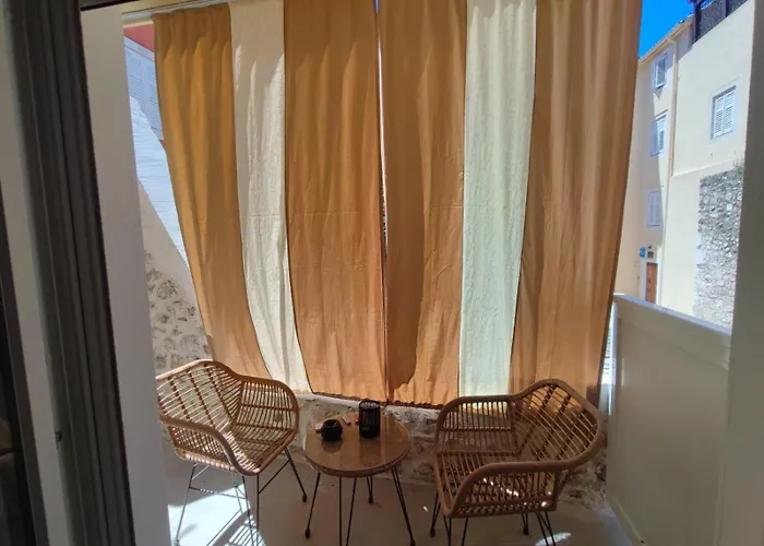 Daire Amaro Luxury & With Balcony Zadar