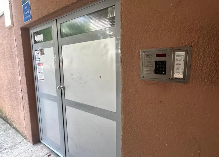 Amaro Luxury & With Balcony *