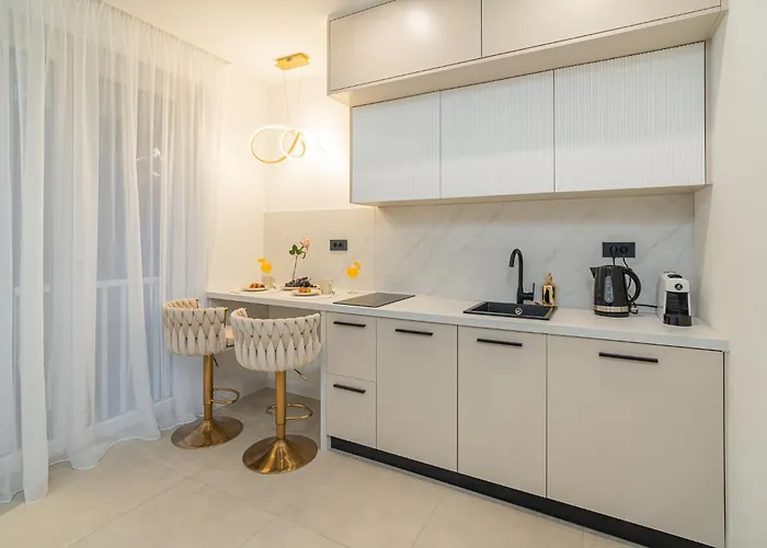 Amaro Luxury & With Balcony Zadar