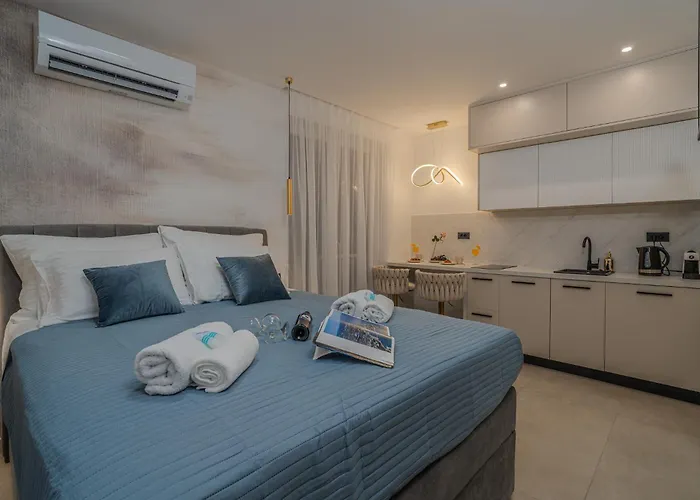 Amaro Luxury & With Balcony * Zadar