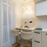 Apartamento Amaro Luxury & With Balcony *
