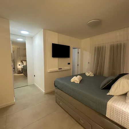 Amaro Luxury & With Balcony * Zadar