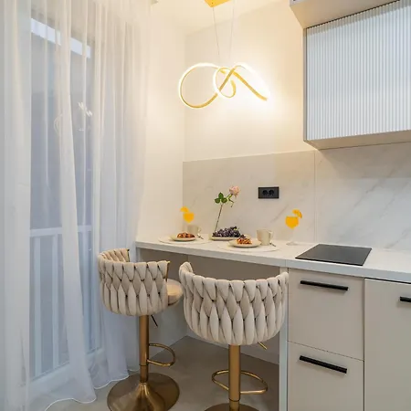 公寓 Amaro Luxury & With Balcony *